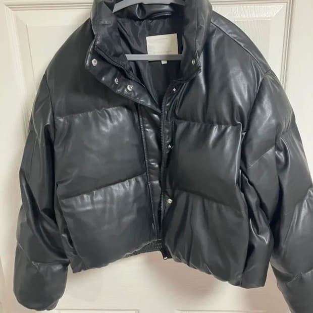 지오다노 블랙 레더 숏패딩