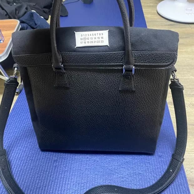 메종마르지엘라  5AC 버틸컬 백팩 토트백팝니다.(코쿤착용)