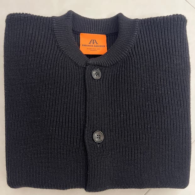 안데르센안데르센 스키퍼 블랙 M사이즈 핀매합니다.