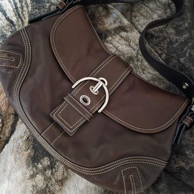 Coach 브라운 빈티지 버클백 숄더백