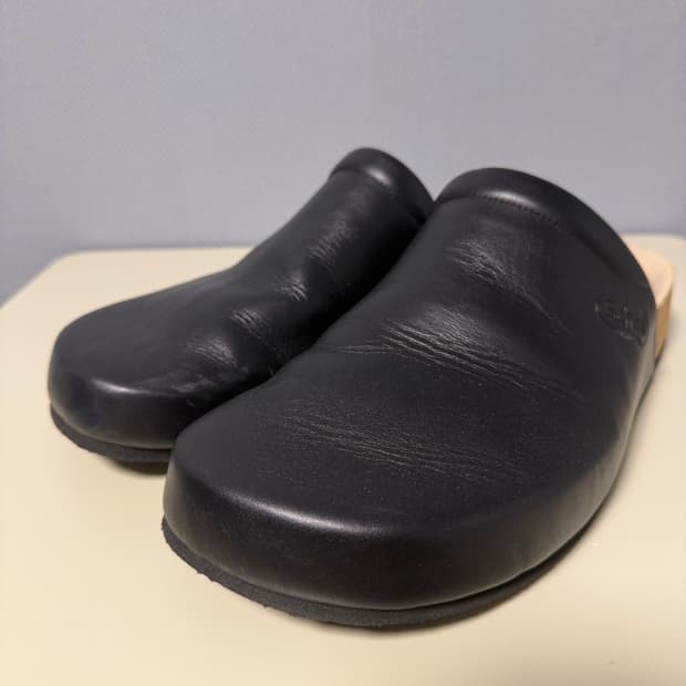 발렌시아가 숄 플랫 뮬 블랙 [43]