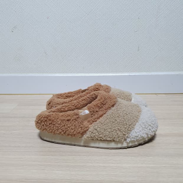 노스페이스 방한 뮬 플리스 슬리퍼 260
