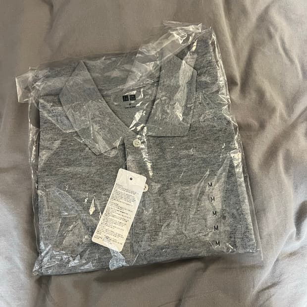 유니클로 PK 카라티 그레이 M 새제품