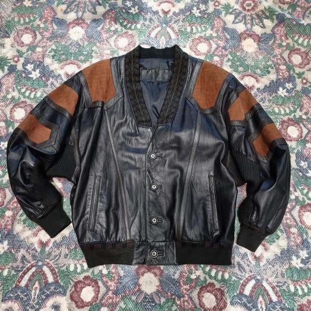 레더자켓 블랙