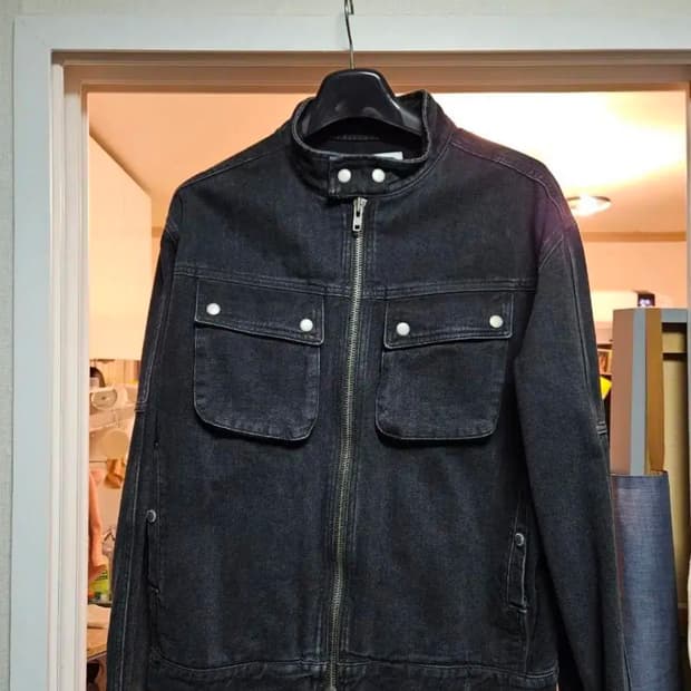 넥스트도어립스 바이커 자켓