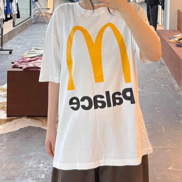 팔라스 X 맥도날드 로고 화이트 반팔 H3181