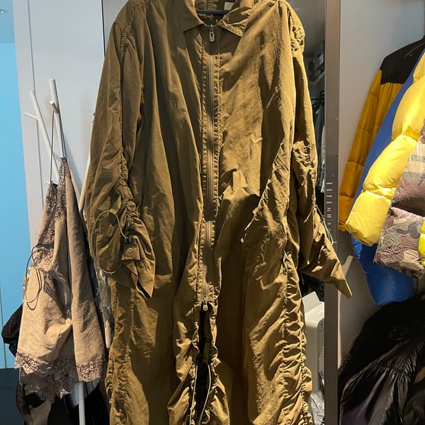 화이트마운티어링 스트링자켓