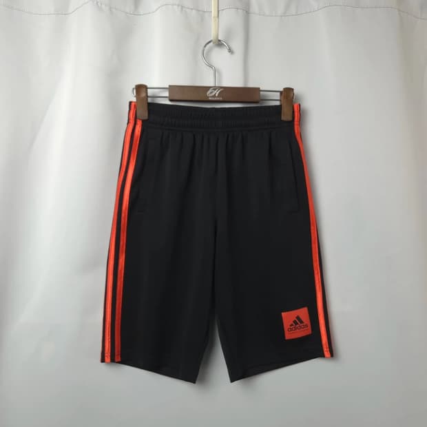 여 허리 XS-S 아디다스 밴딩 트레이닝 쇼츠 반바지