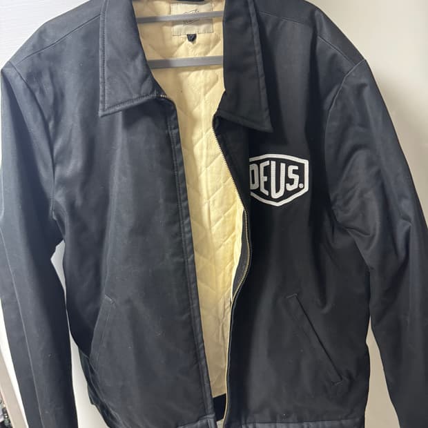 Deus 워크자켓