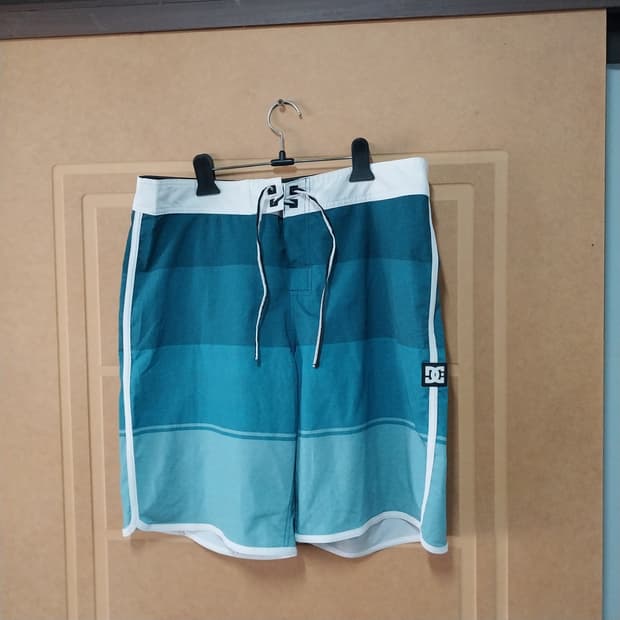 DC슈즈 남성34 인치 반바지