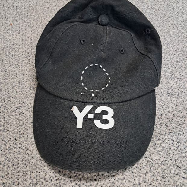 Y3 볼캡