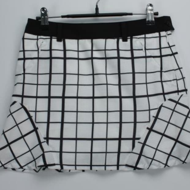 와이드앵글 스커트