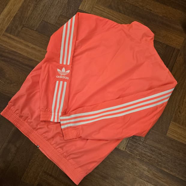 아디다스 바람막이