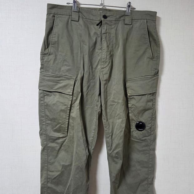 Cp컴퍼니 카고팬츠