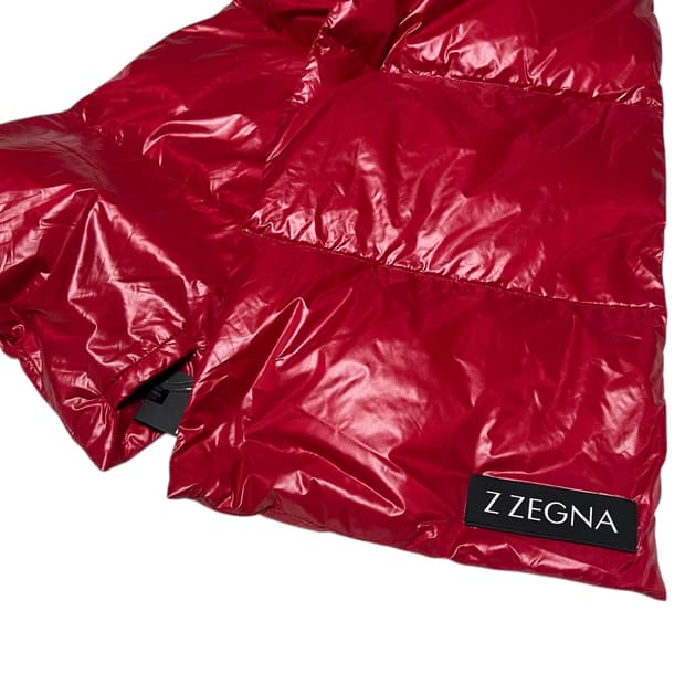 제냐 하이그로시 레드 패딩머플러