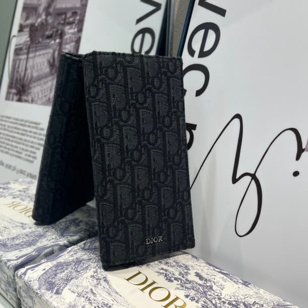 디올 2단 카드 홀더 블랙 디올 오블리크 자카드