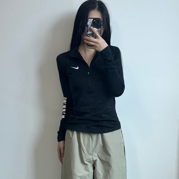 나이키 트레이닝 반집업 트레이닝 탑