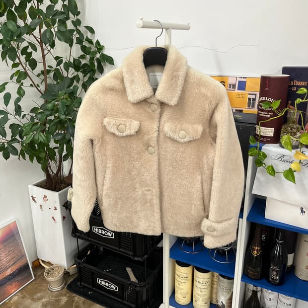 산드로 리얼 양모 무스탕 43