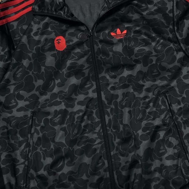 아디다스 x 베이프 올오버 프린트 트랙탑 블랙