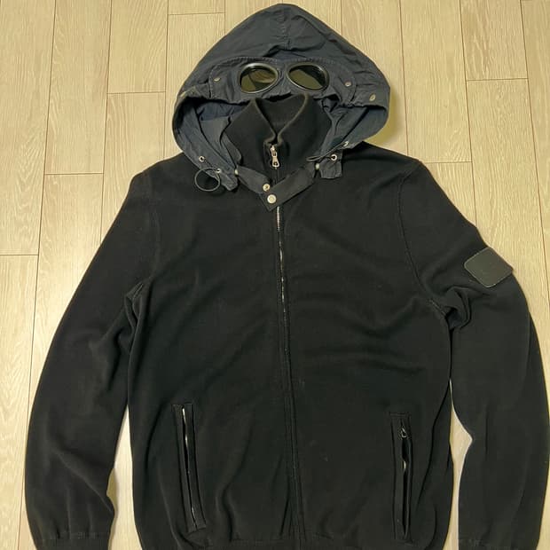 CP컴퍼니 고글 후드집업 니트 L 100