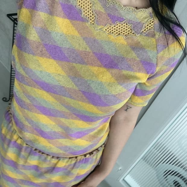 retro check knit top