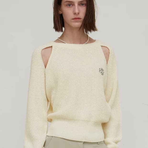 닉앤니콜 니트 아이보리 RIBBED CUT OUT KNIT_IVORY