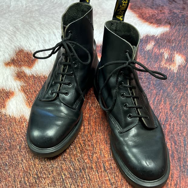 [265-270] 닥터마틴 MIE 1460 8홀 빈티지 워커