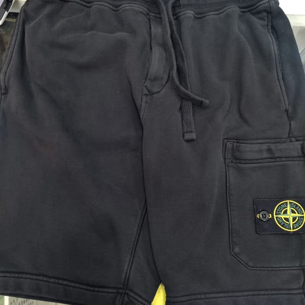 스톤아일랜드 블랙 반바지