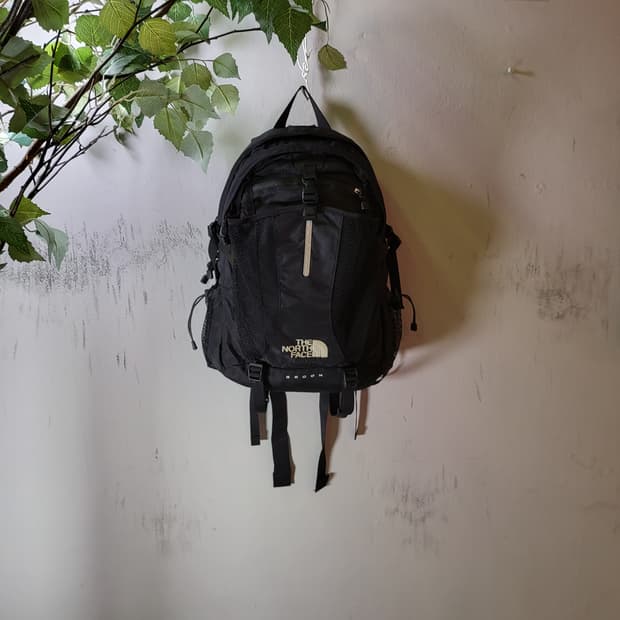 노스페이스 백팩 
