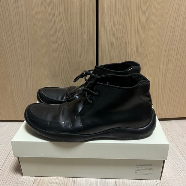 프라다 스포츠 레더 부츠