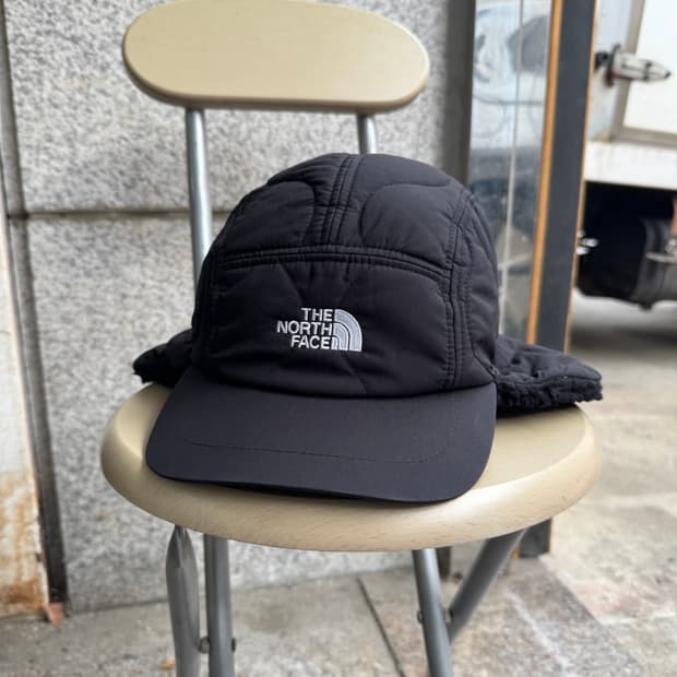 노스페이스 이어머프 캠프 캡
