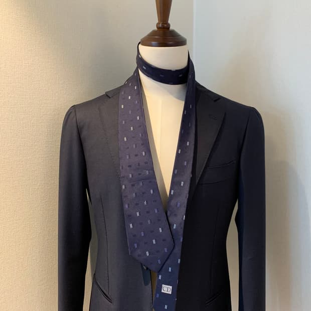 디올 옴므(DIOR) 신형라벨 명품넥타이 100실크 B+등급