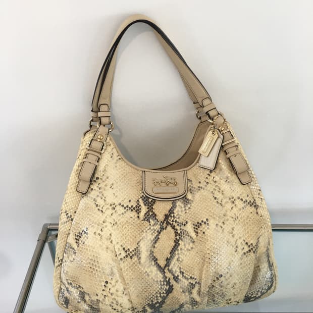 희귀 ✨Coach shoulder bag