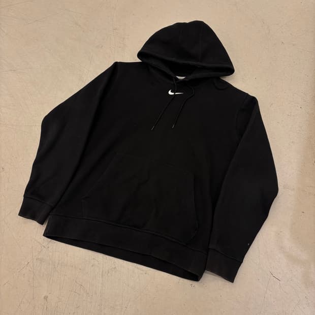 나이키 센터스우시 블랙 후드티