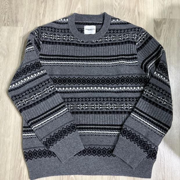 솔로이스트 25aw 페어아일 니트 