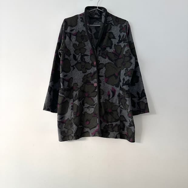 Flower pattern point cardigan
