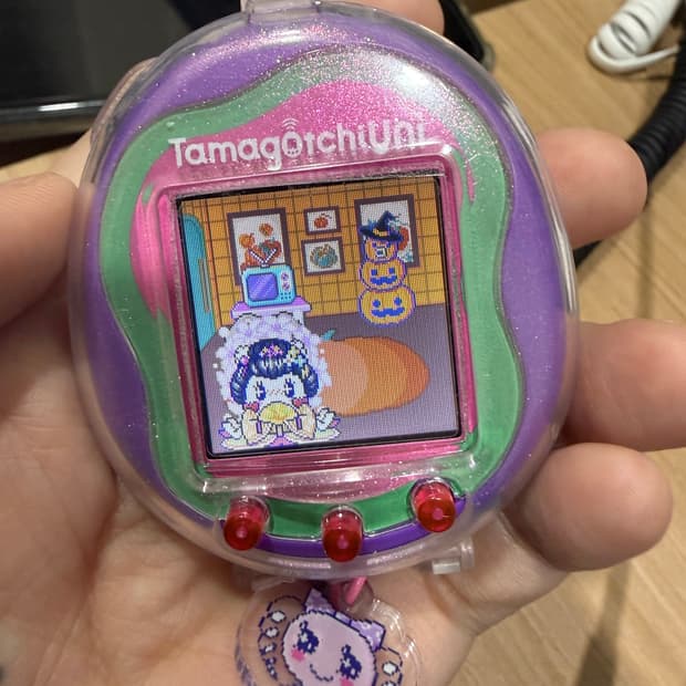 다마고치 유니 퍼플 (오빤쮸티켓 포함 타마티켓 전시리즈 저장됨)