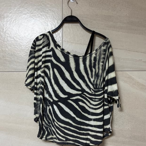 Vintage Zebra layered top