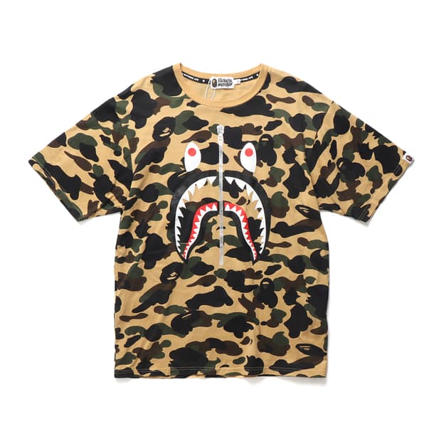 A BATHING APE 1st Camo Shark T-shirt