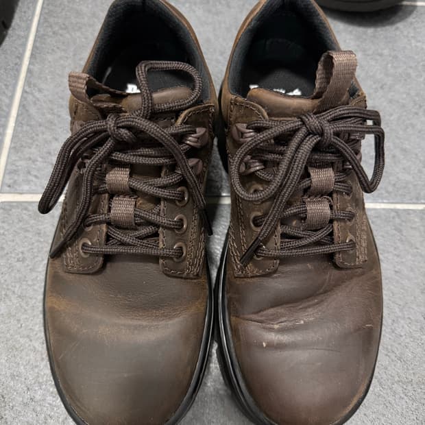 닥터마틴 리더 크레이지호스 다크브라운 220