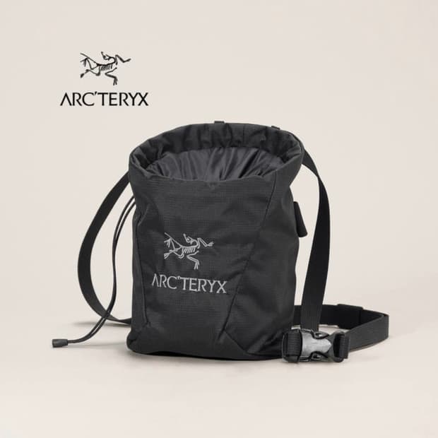 아크테릭스 이온 라이트웨이트 초크백 라지 블랙 판매합니다