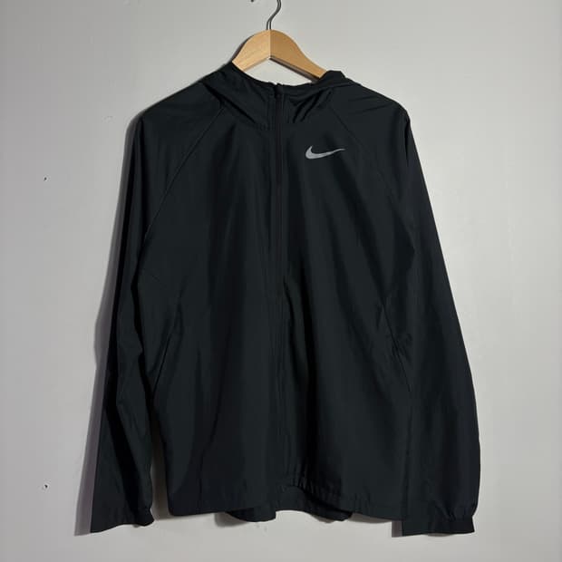 나이키 블랙 경량 후드 윈드브레이커 자켓 (무료배송)