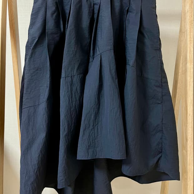BRUNELLO CUCINELLI 네이비 플리츠 스커트 42 정품