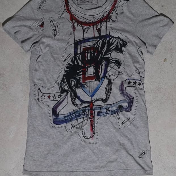 BALMAIN SS11 EMBLEM TEE