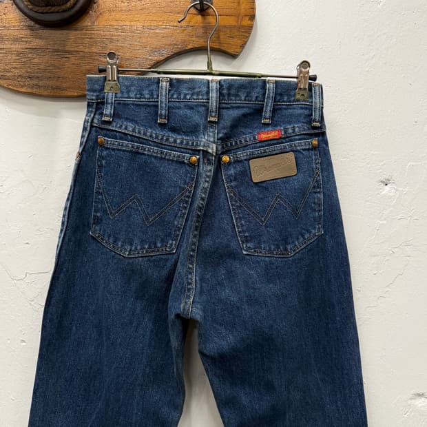 26) 90s USA Wrangler Dark Blue Straight 