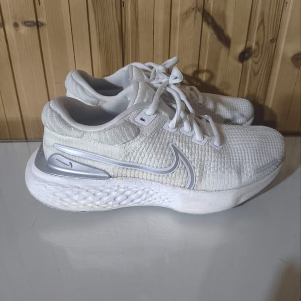 245mm 나이키 줌x 인빈서블 쿠션화 러닝화