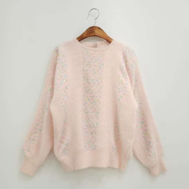핑크 파스텔 자수 앙고라 니트