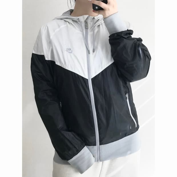 나이키 윈드러너 바람막이 L