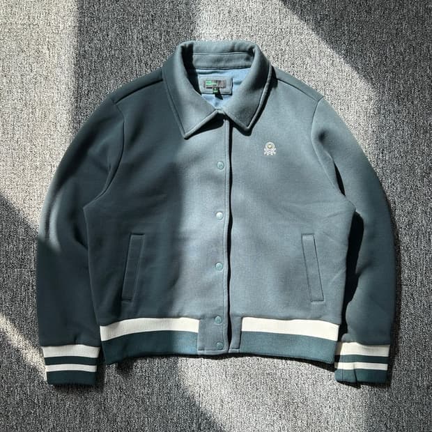 베네통 버튼업 코튼 바시티 자켓