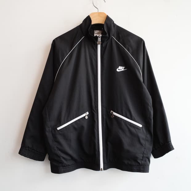 NIKE 나이키 윈드브레이커